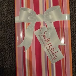 Swell Holiday Book By Cynthia Rowley